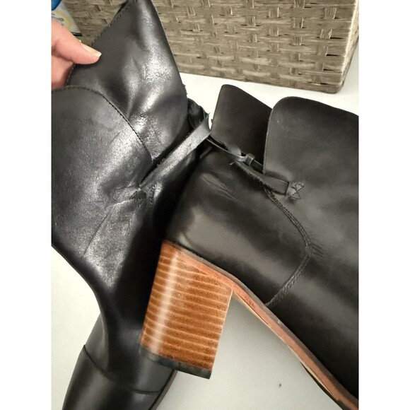 Wolverine 1000 Mile Rockford Chelsea Booties 11B Black Leather Womens Block Heel - Picture 7 of 8